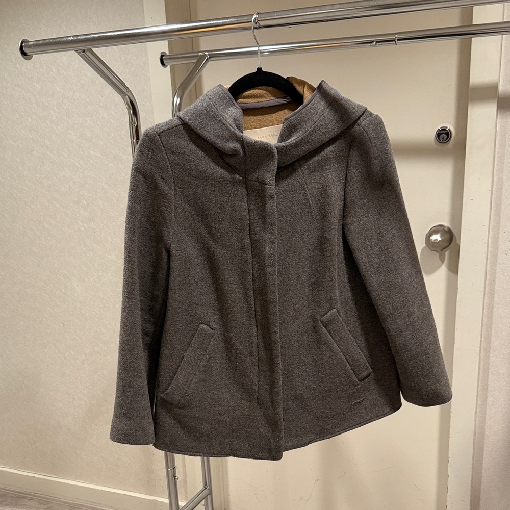 Zara Basic Beige Textured Jacket